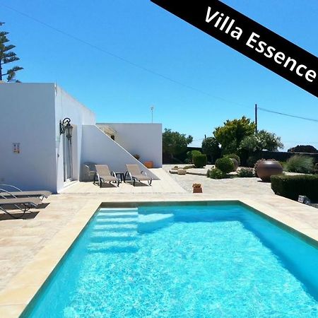 Villa Essence - A Unique Detached Villa With A-C, Heated Private Pool, Hottub, Gardens, Patios And Stunning Views! Tías Extérieur photo